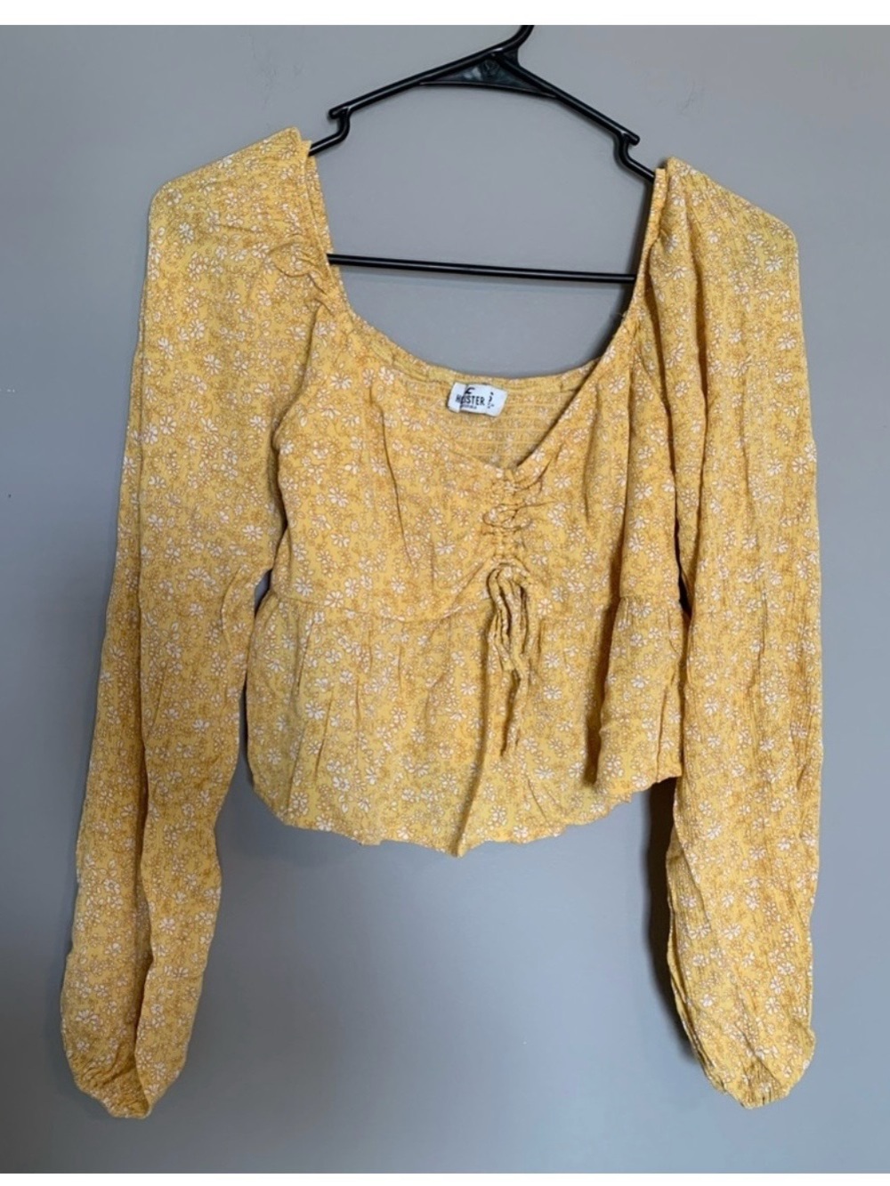 Hollister Crop Top
